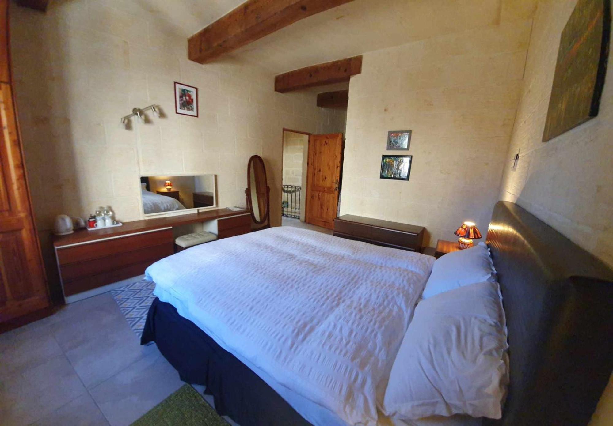 Arthome - Guest Rooms Għarb Екстериор снимка