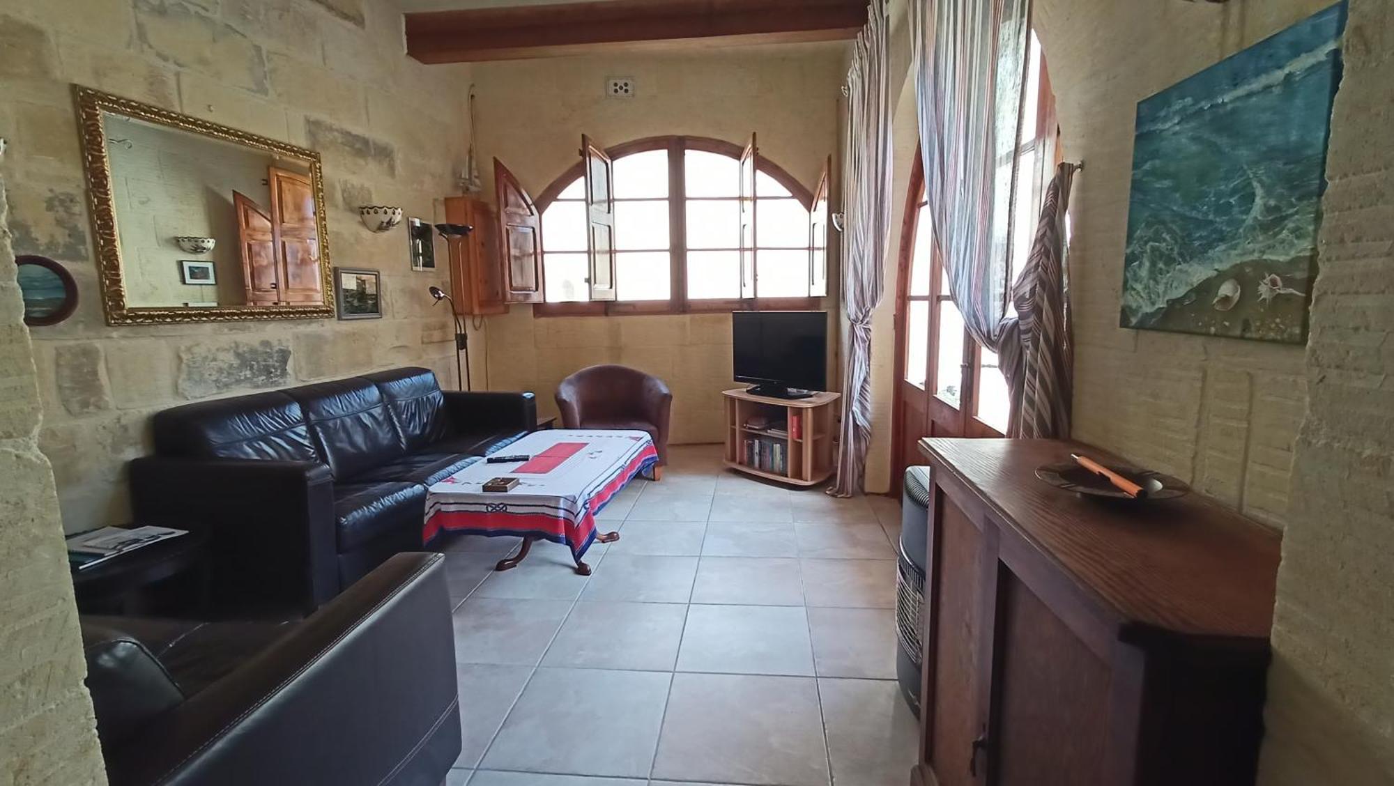 Arthome - Guest Rooms Għarb Екстериор снимка