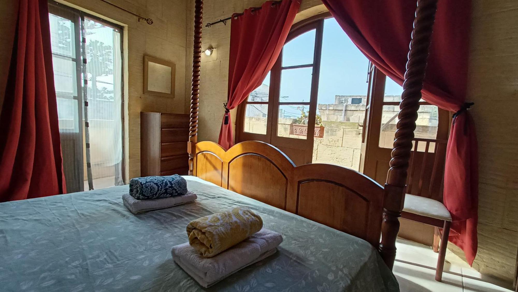 Arthome - Guest Rooms Għarb Екстериор снимка